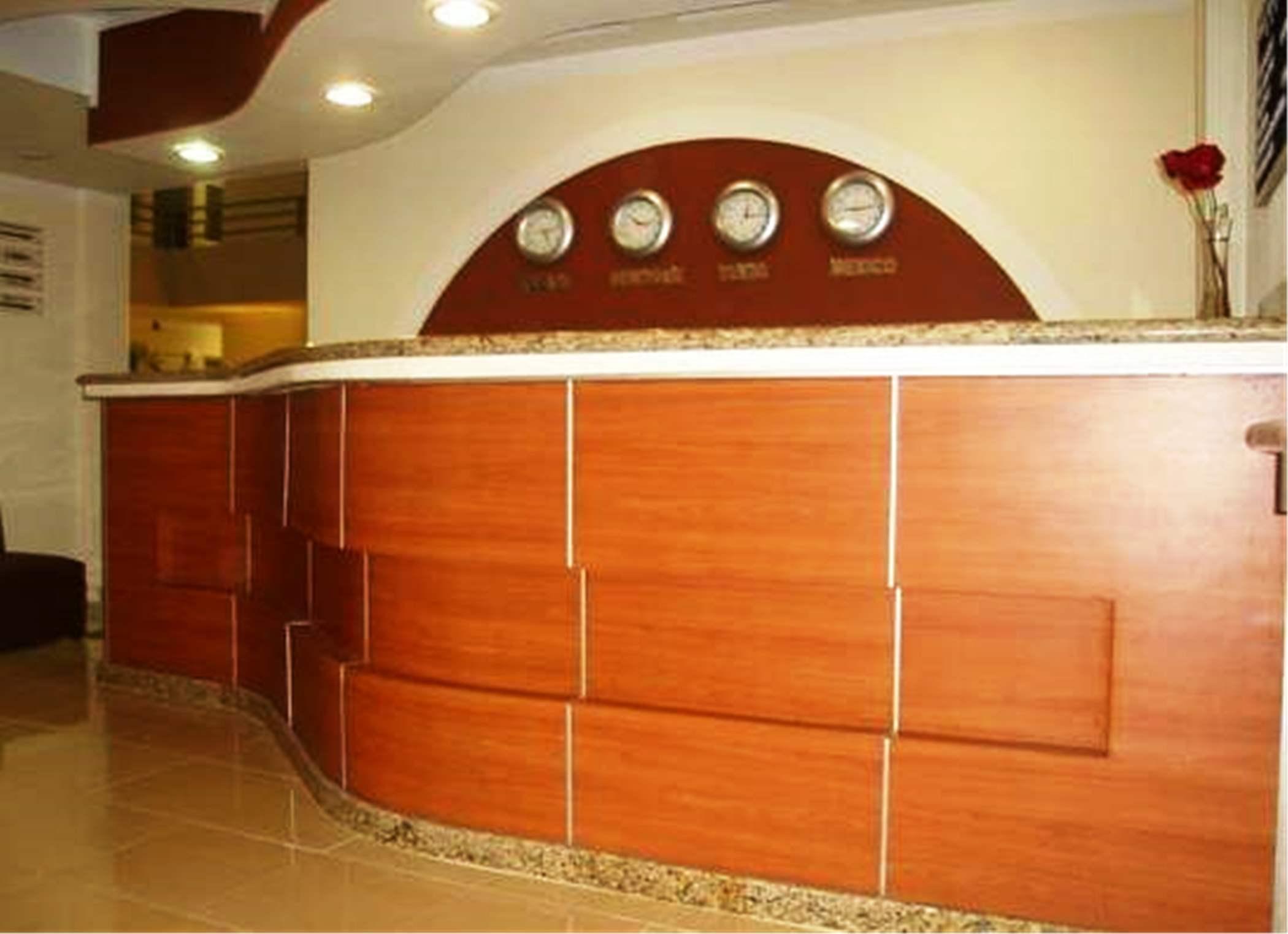 Hotel Castilla Y Leon Гуадалахара Екстериор снимка