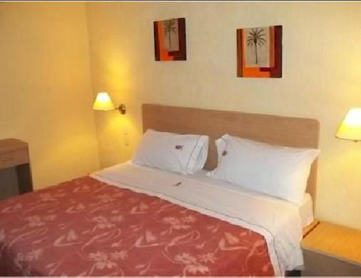 Hotel Castilla Y Leon Гуадалахара Стая снимка