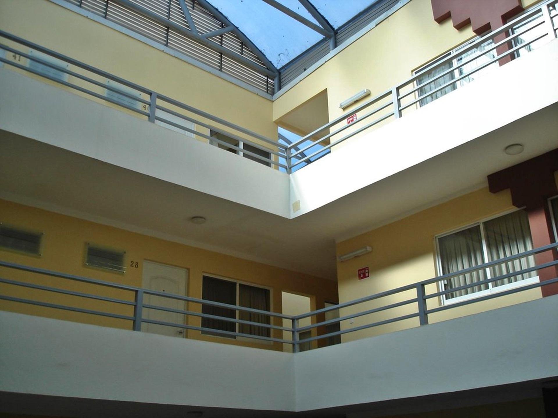 Hotel Castilla Y Leon Гуадалахара Екстериор снимка